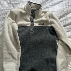 Columbia Cream and Gray Fleece Pullover